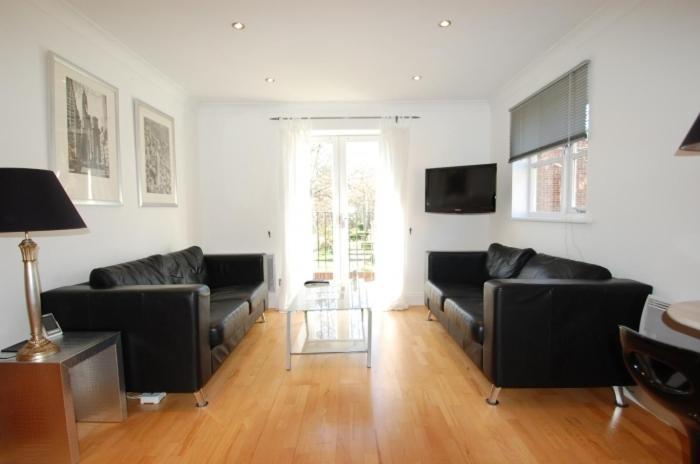 Parks Serviced Apartments Hertford Exterior photo